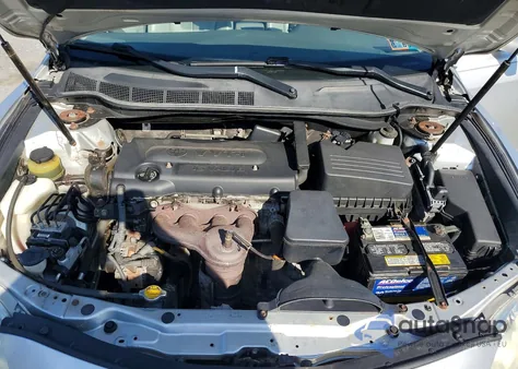 2009 Toyota Camry Xle z USA, uszkodzony, nr VIN 4T1BE46K09U805279